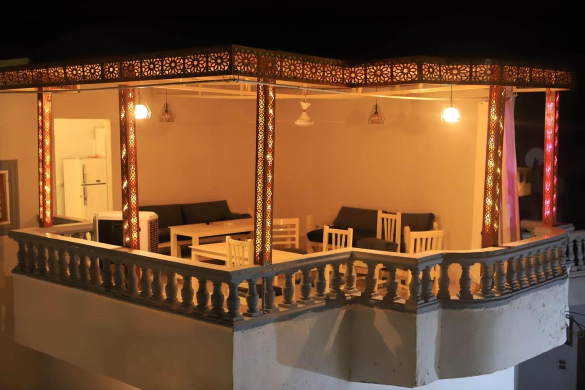 Nefertarie Guest House Luxor Exterior foto