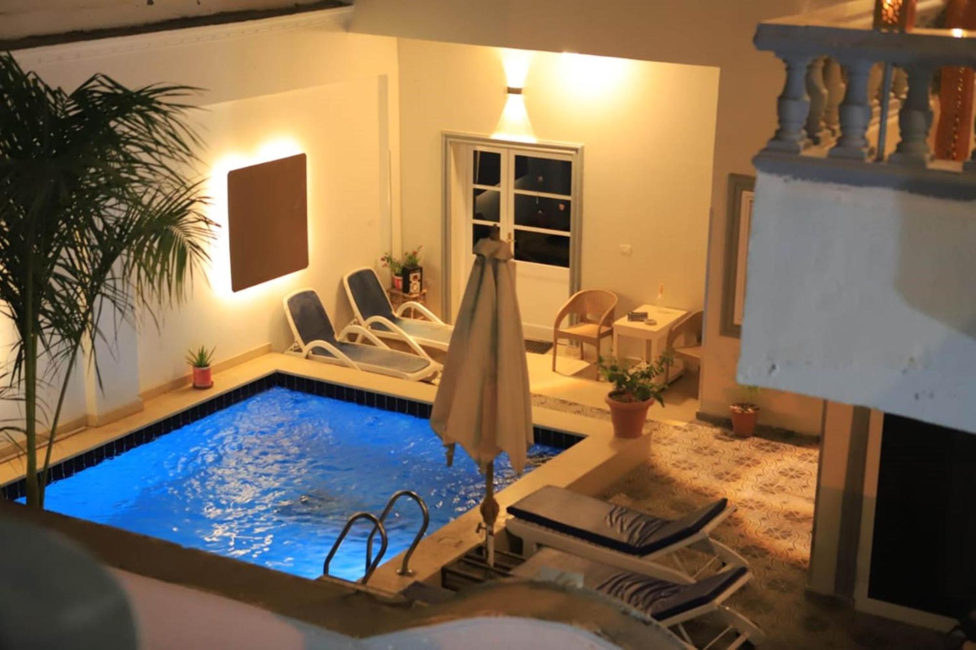 Nefertarie Guest House Luxor Exterior foto